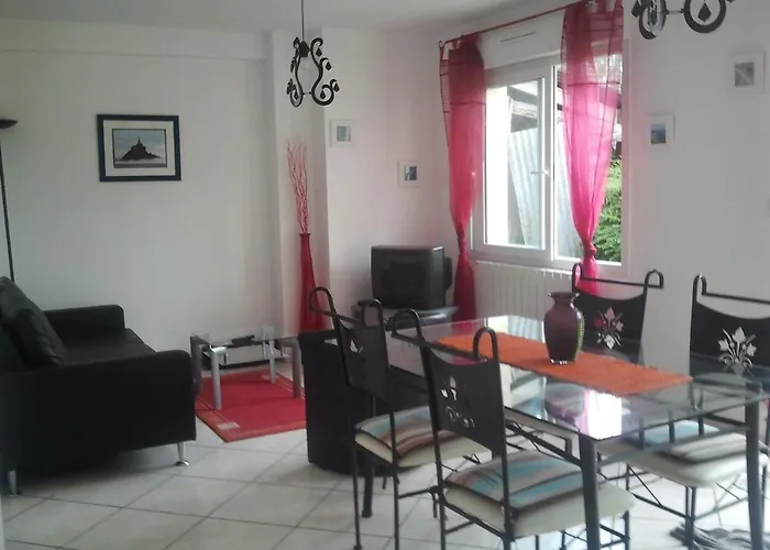 Maison De - Baie Du Mont Michel Hébergement de vacances Saint-Jean-le-Thomas